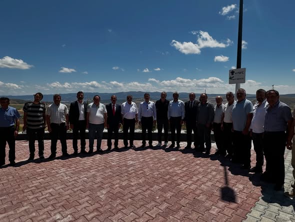 Baydiğin Seyir Tepesi'nde Dikkat Çeken Buluşma