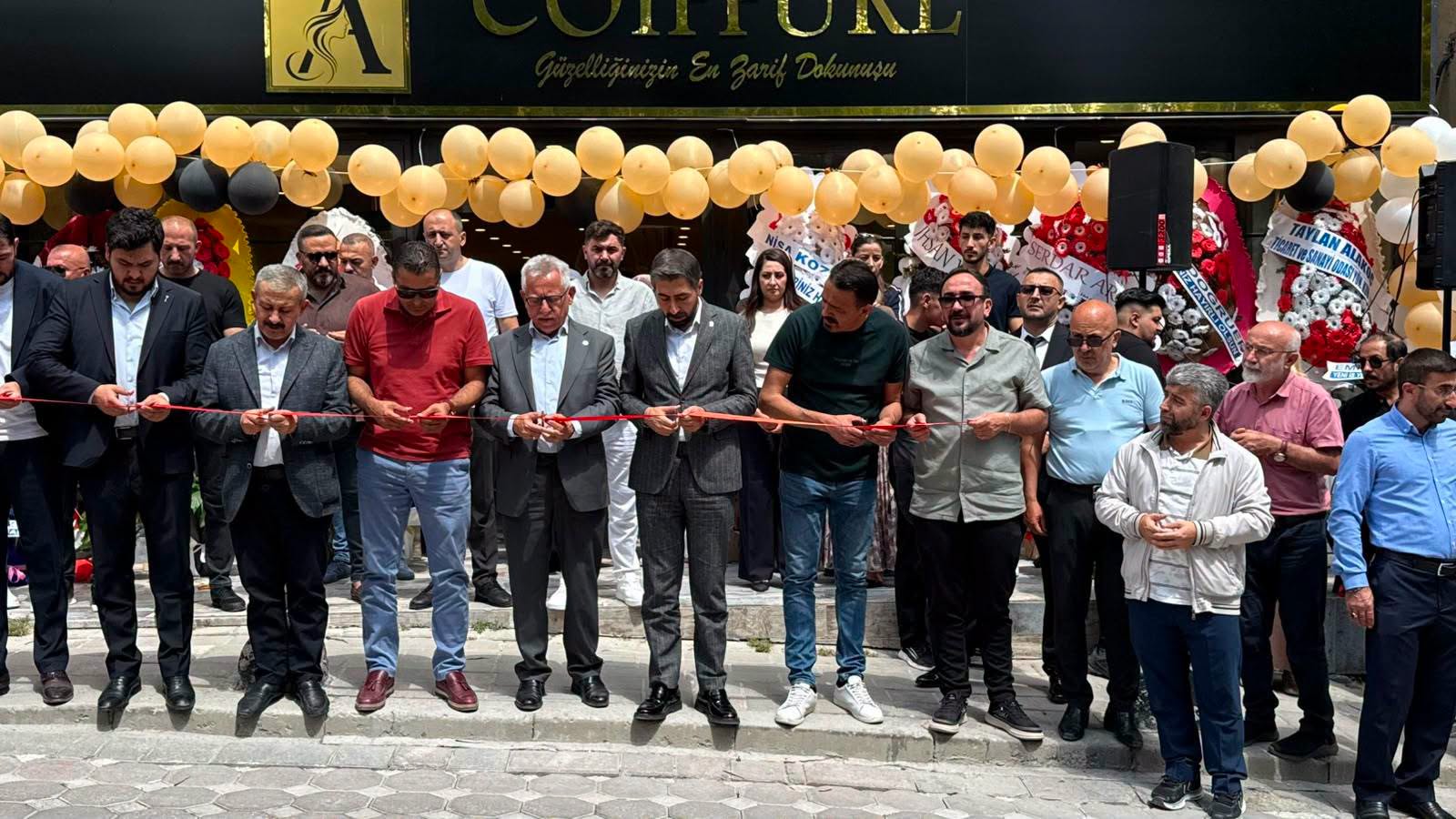 Yozgat'ta Yeni Girişim: "A Bayan Kuaförü" Hizmete Açıldı