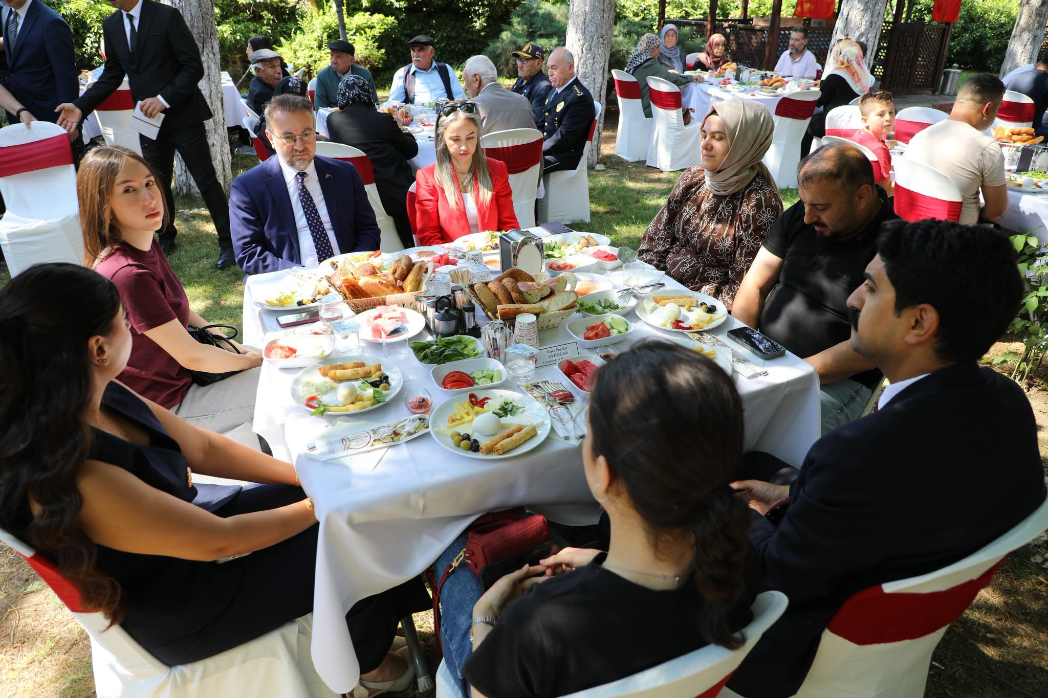 Rektör Evren Yaşar, 15 Temmuz'un 10. Yılında Anma Programlarına Katıldı