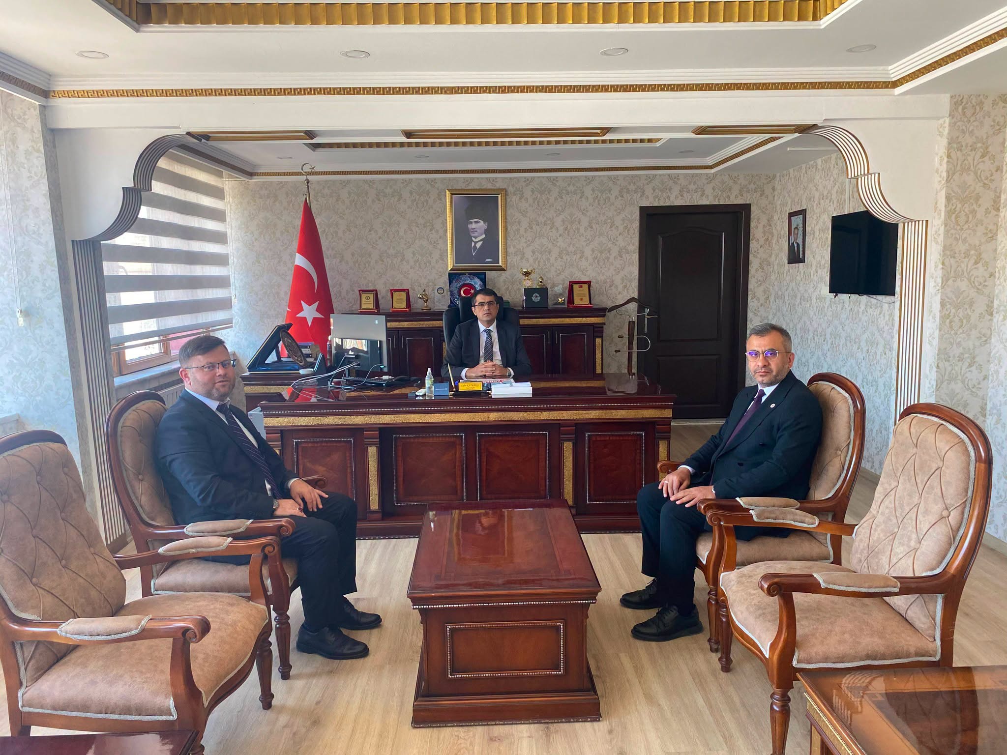 Akdağmadeni'nde Anlamlı Veda