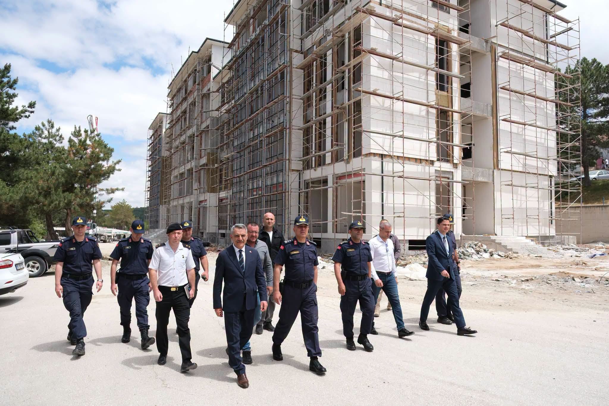 Yozgat'ta Güvenliğin Yeni Merkezi Yükseliyor: Vali Özkan İnşaatı Yerinde İnceledi