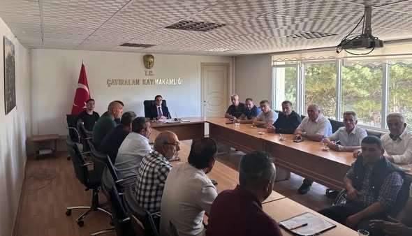 Çayıralan Kaymakamı Recep Bostancı Muhtarlarla İlk Kez Bir Araya Geldi