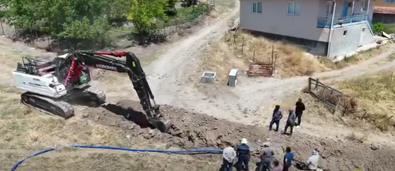 Aydıncık Büyük Toraman'da İçme Suyu Altyapısı Yenilendi