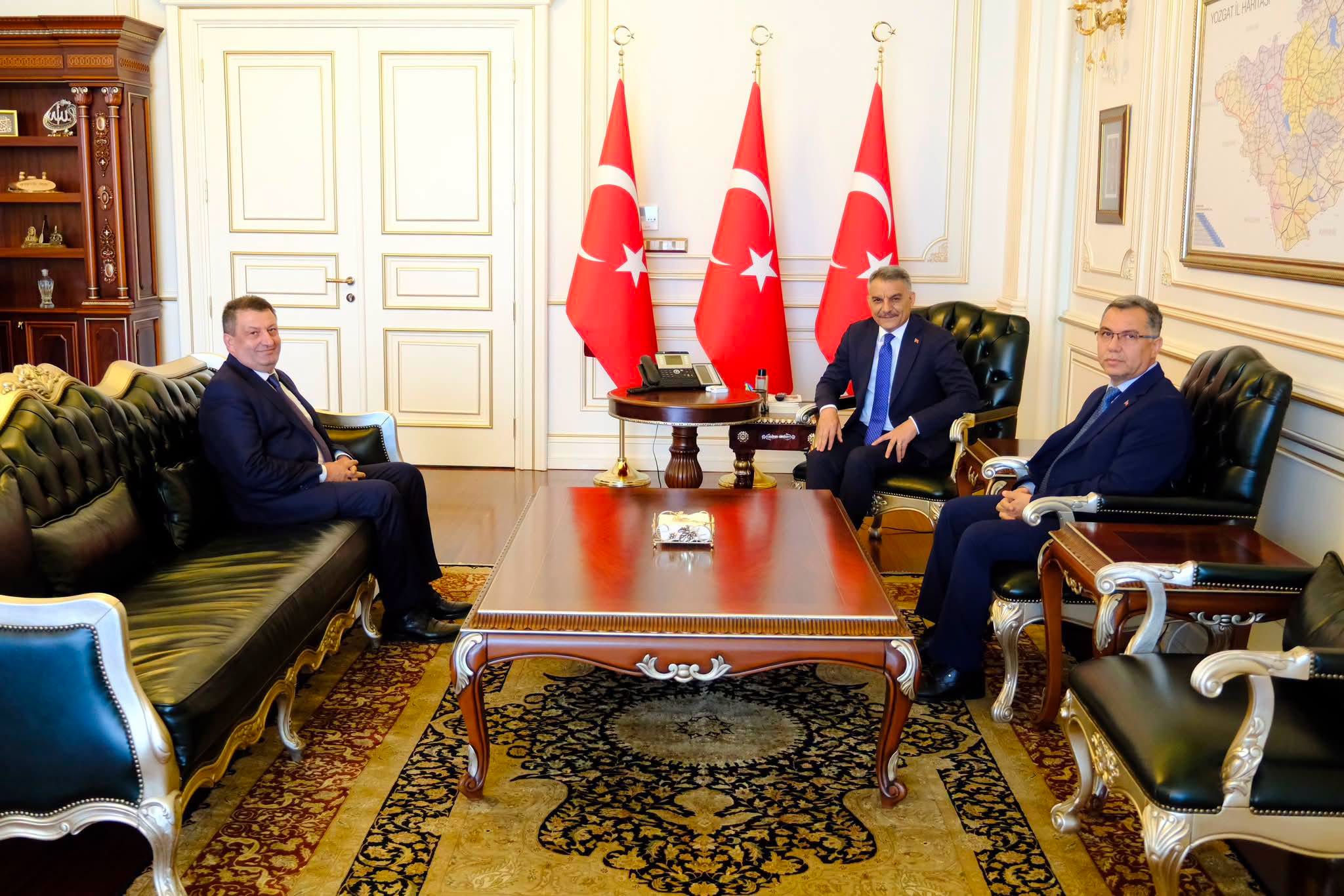 Vali Özkan, Eski ve Yeni Müdürü Makamında Ağırladı