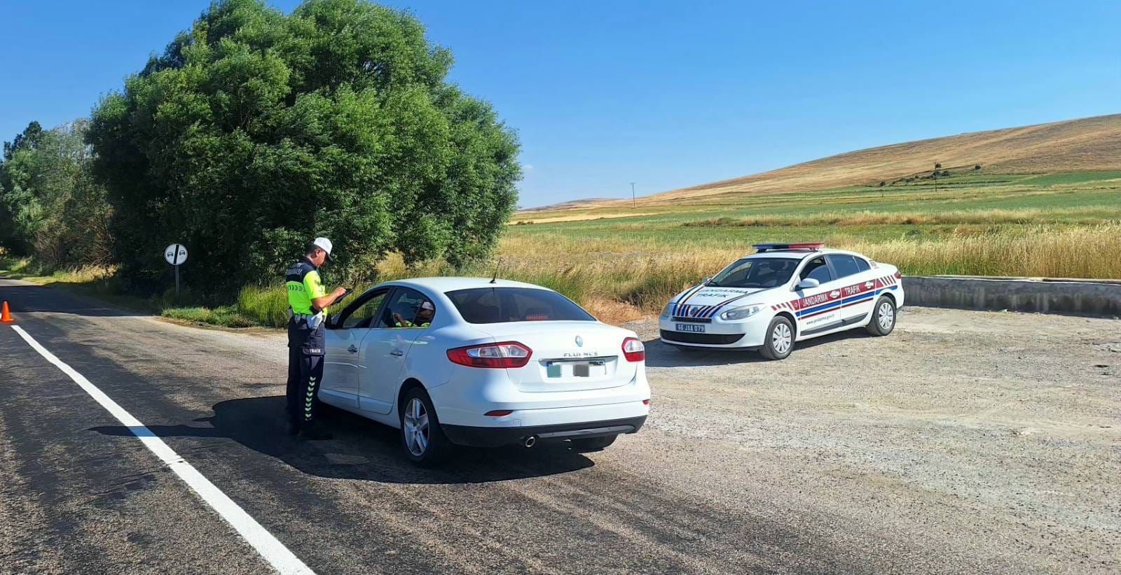 Jandarma Affetmedi! Yozgat'ta Trafik İhlallerine 190 Bin TL'lik Ceza Yağdı