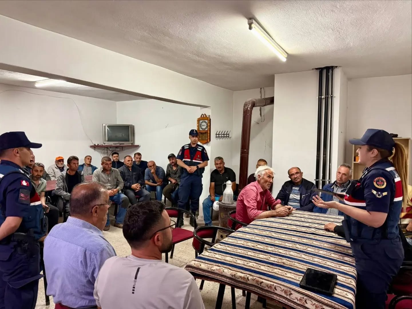Jandarmadan Yangınlara Karşı Çiftçilere Hayati Uyarılar