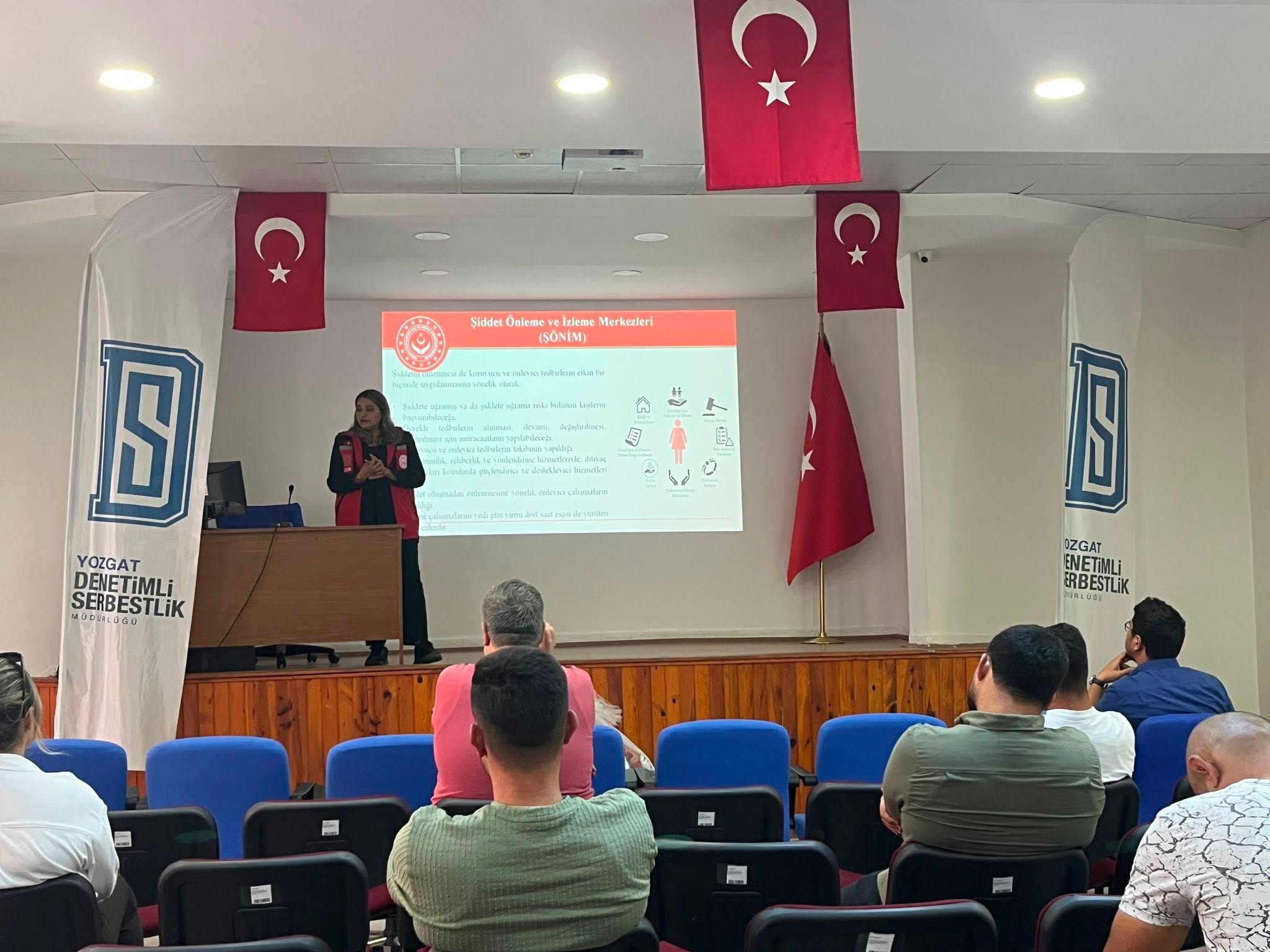 Yozgat'ta Hükümlülere Kadına Yönelik Şiddetle Mücadele Eğitimi Verildi