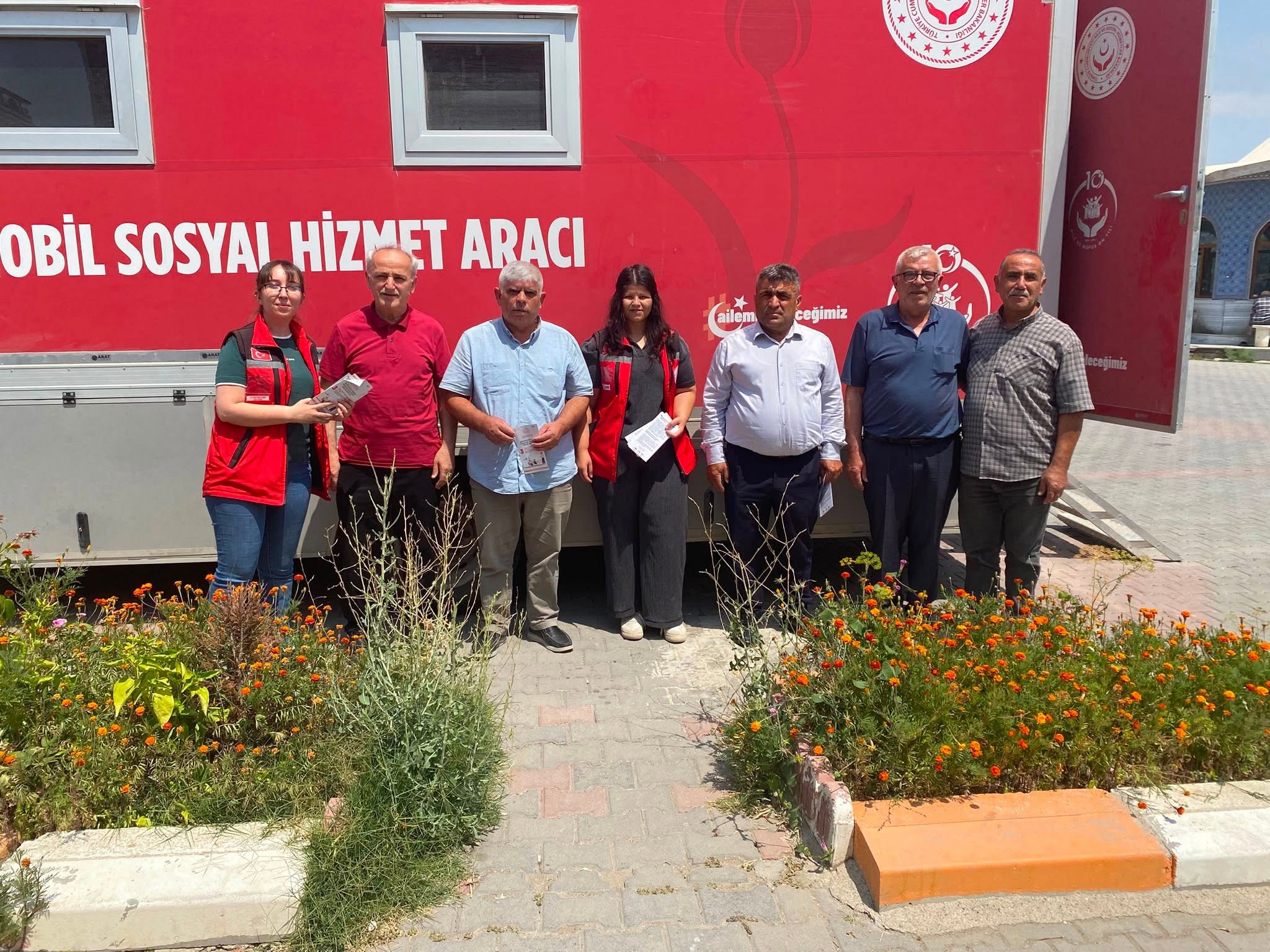 Mobil Sosyal Hizmet Aracı Yerköy'de Vatandaşlarla Buluştu