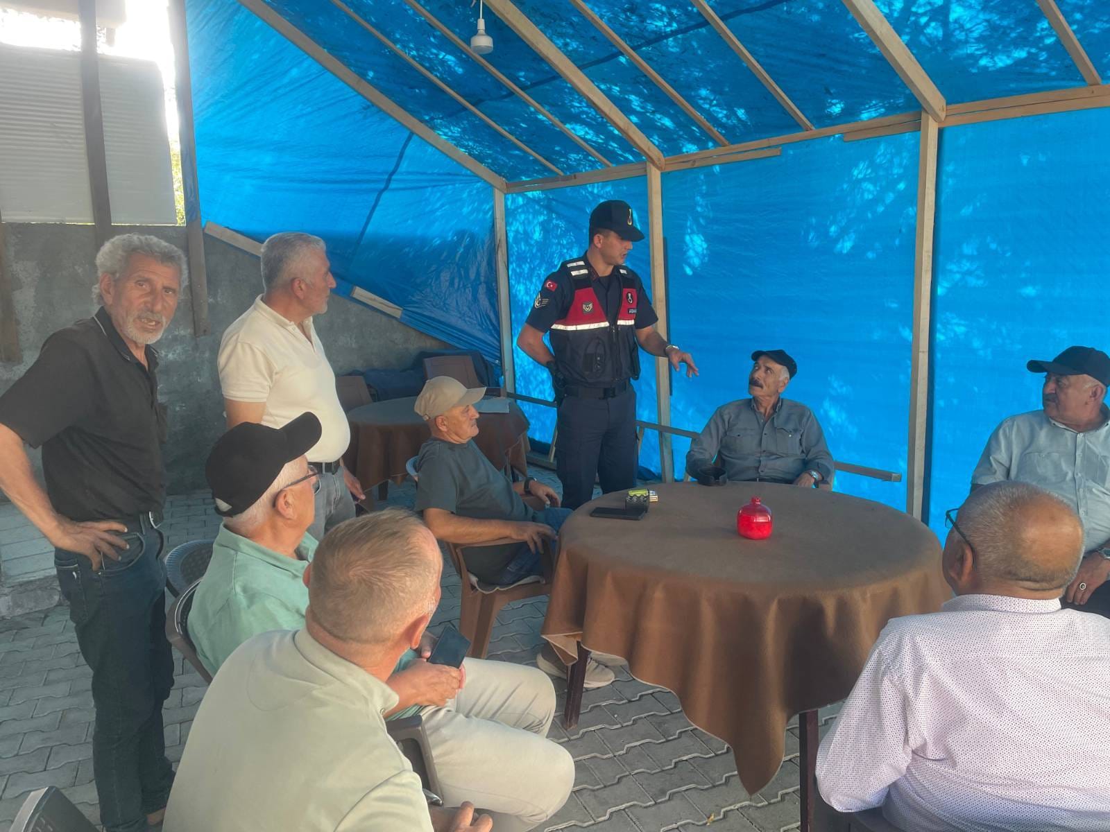 Yozgat'ta Jandarma Alarmda! Köy Köy Dolaşıp Yangın Uyarısı Yaptılar