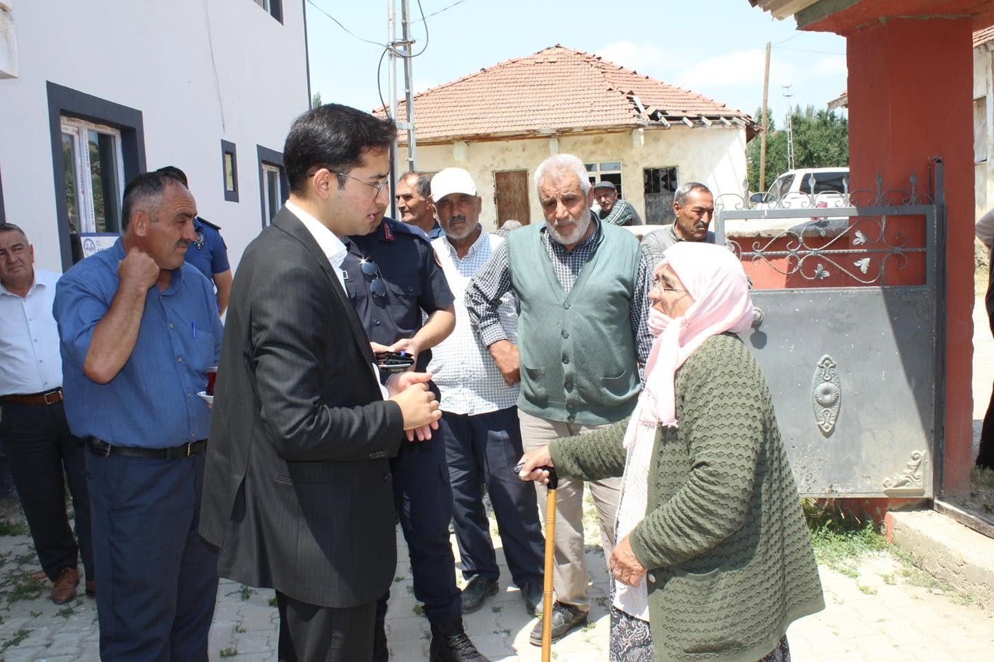 Kaymakam Özel Elmalıçiftliği Köyü’nde Vatandaşlarla Buluştu