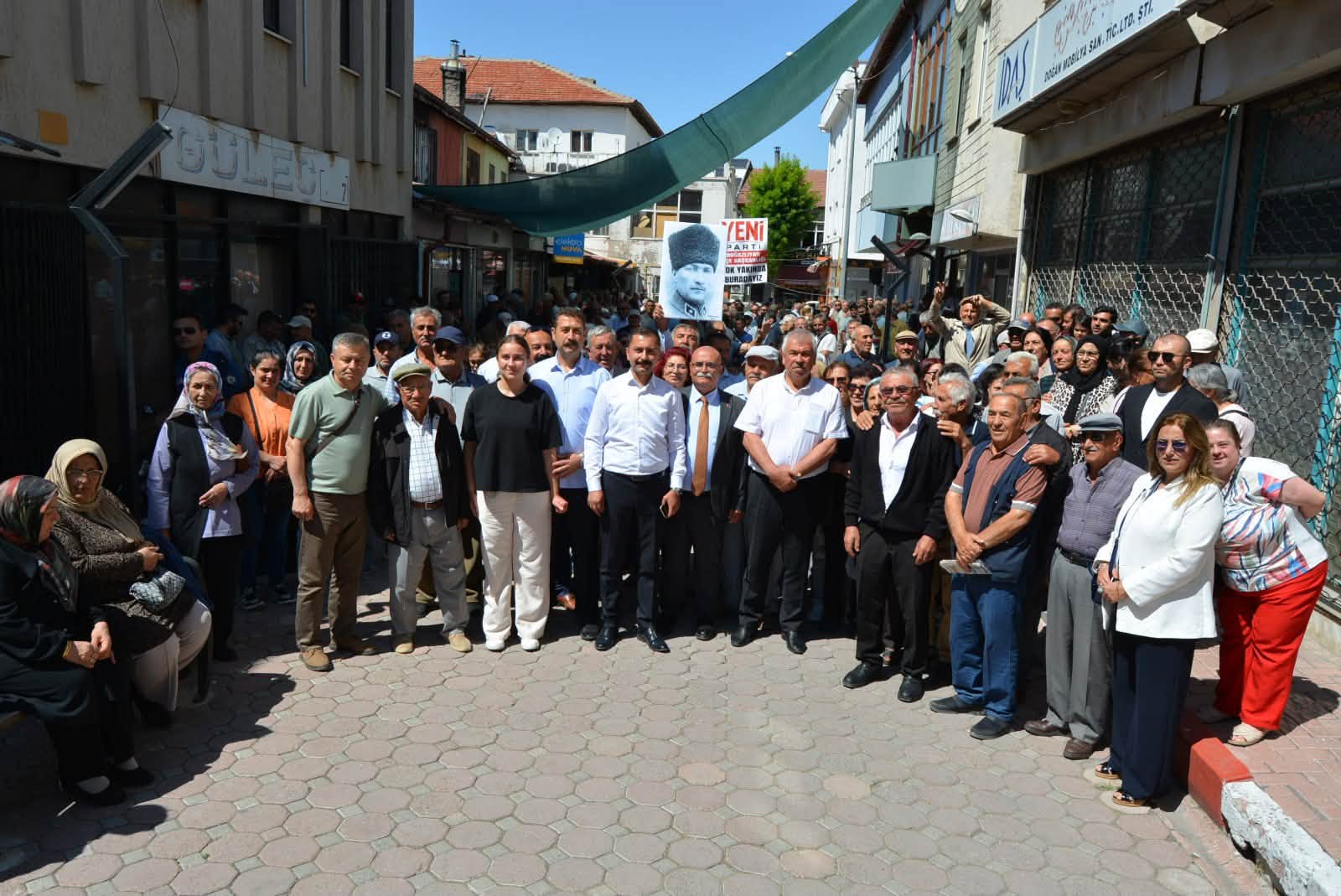 Abdullah Yaşar İlçe Turlarına Başladı