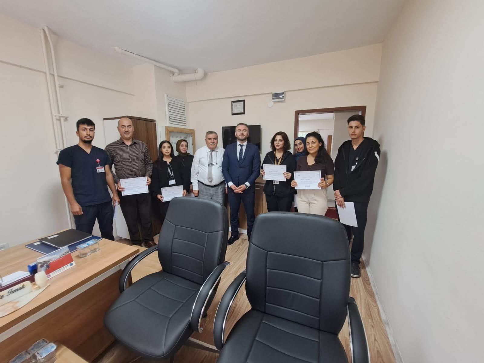 İl Müdürü Alper Alp'ten Akdağmadeni Huzurevi'ne Anlamlı Ziyaret