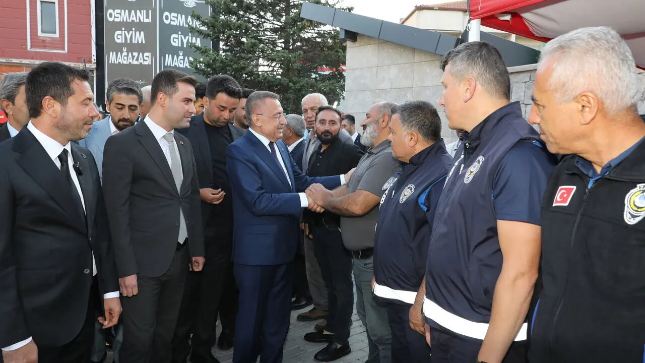 Fuat Oktay Yozgat’ta! Sarıkaya’da Hemşehrileriyle Hasret Giderdi