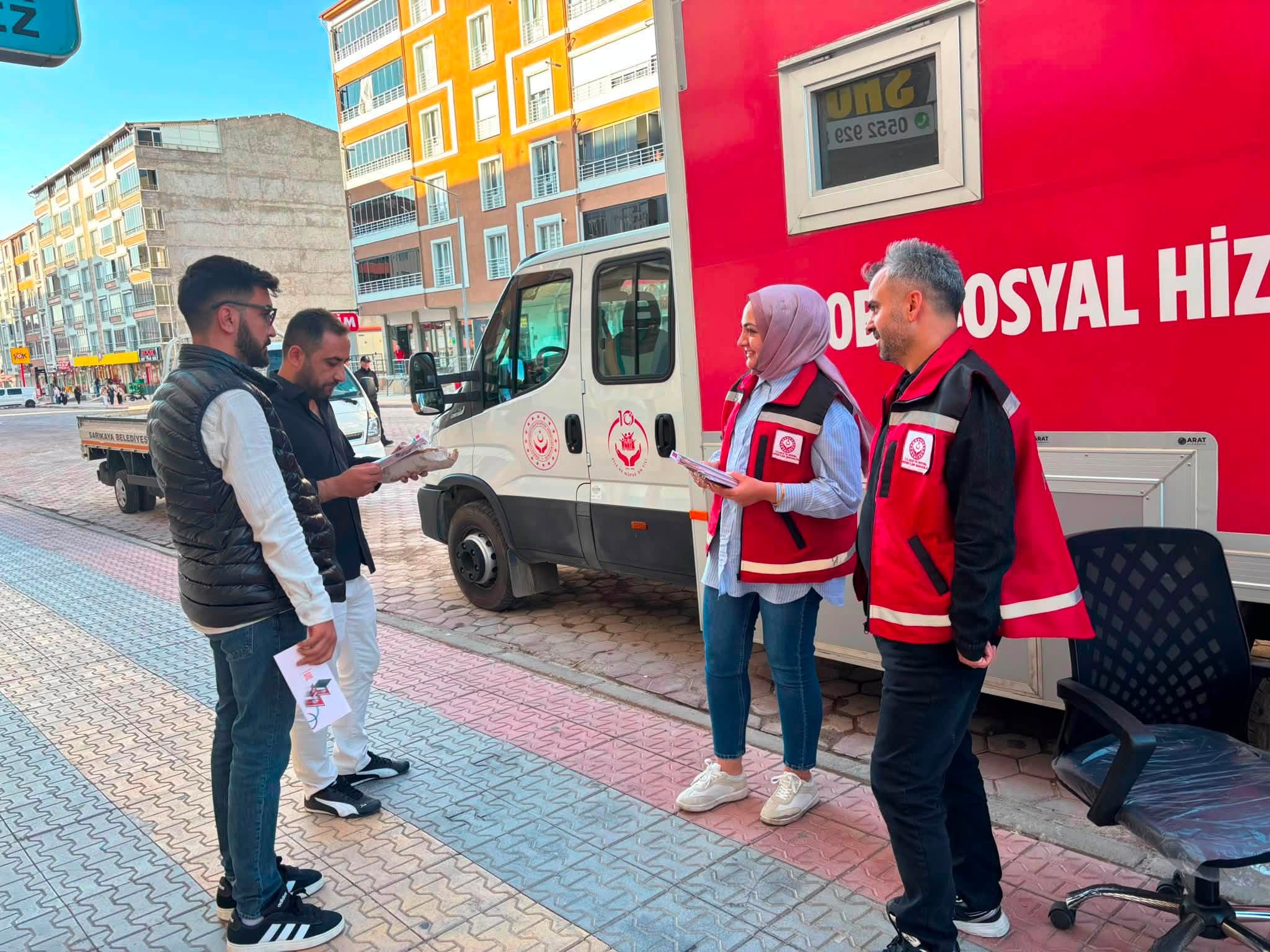 Sarıkaya Yaz Festivali’nde Sosyal Hizmetler İçin Bilgilendirme Standı Kuruldu