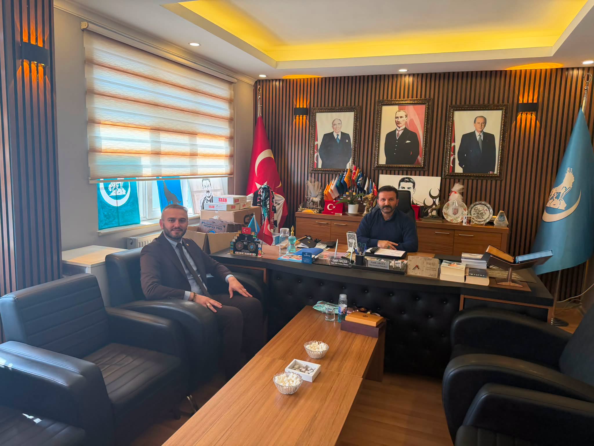 Alper Alp’tan Ülkü Ocakları Yozgat İl Başkanlığı’na Ziyaret