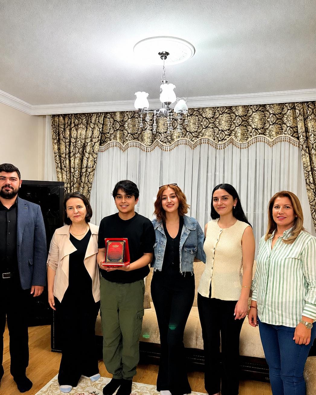 Yozgat’ta LGS Gururu: 500 Tam Puan Alan Salih Aras Dinç’e Anlamlı Ziyaret