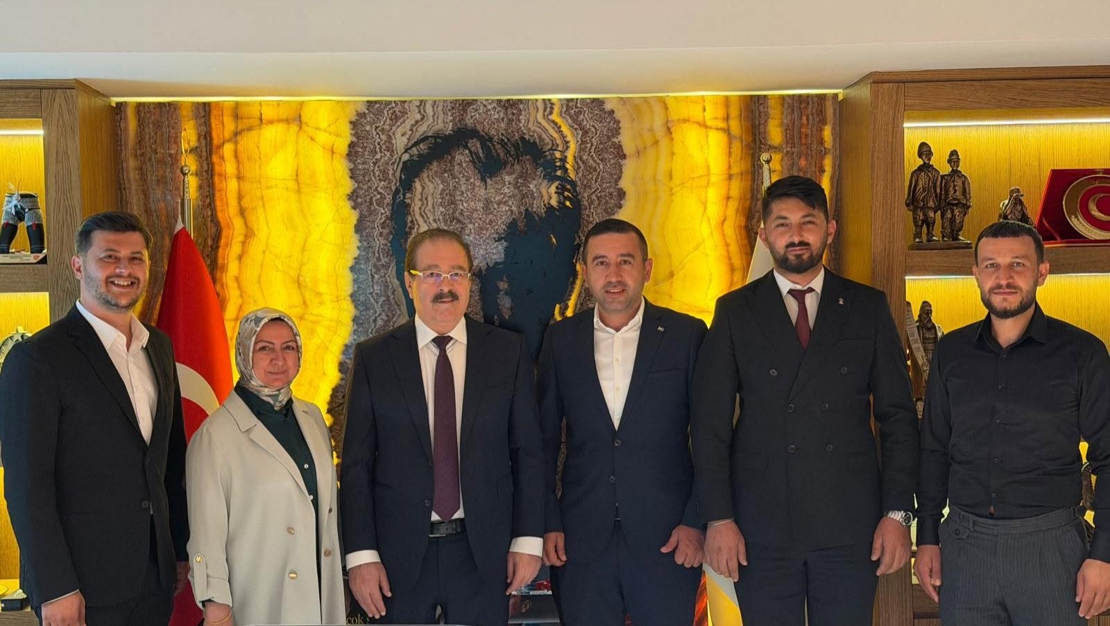 Sarıkaya Teşkilatından Akgül’e Ziyaret: İlçedeki Çalışmalar Masaya Yatırıldı