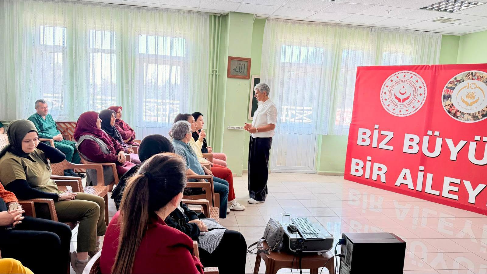 Yozgat’ta Bakım Merkezi Personeline Stres ve Öfke Kontrolü Eğitimi