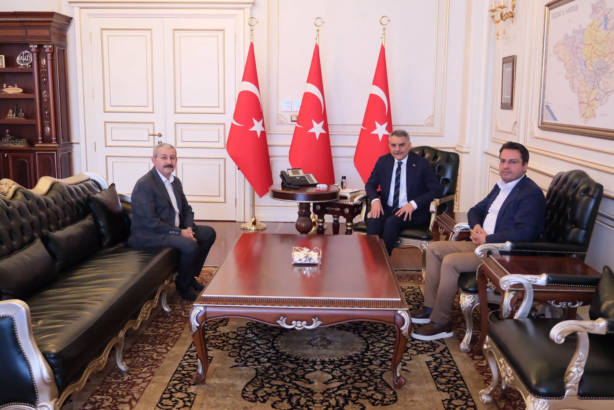 TSO Başkanı Alakoç’tan Vali Özkan’a Ziyaret: Yozgat’ın Ticari Geleceği Masaya Yatırıldı