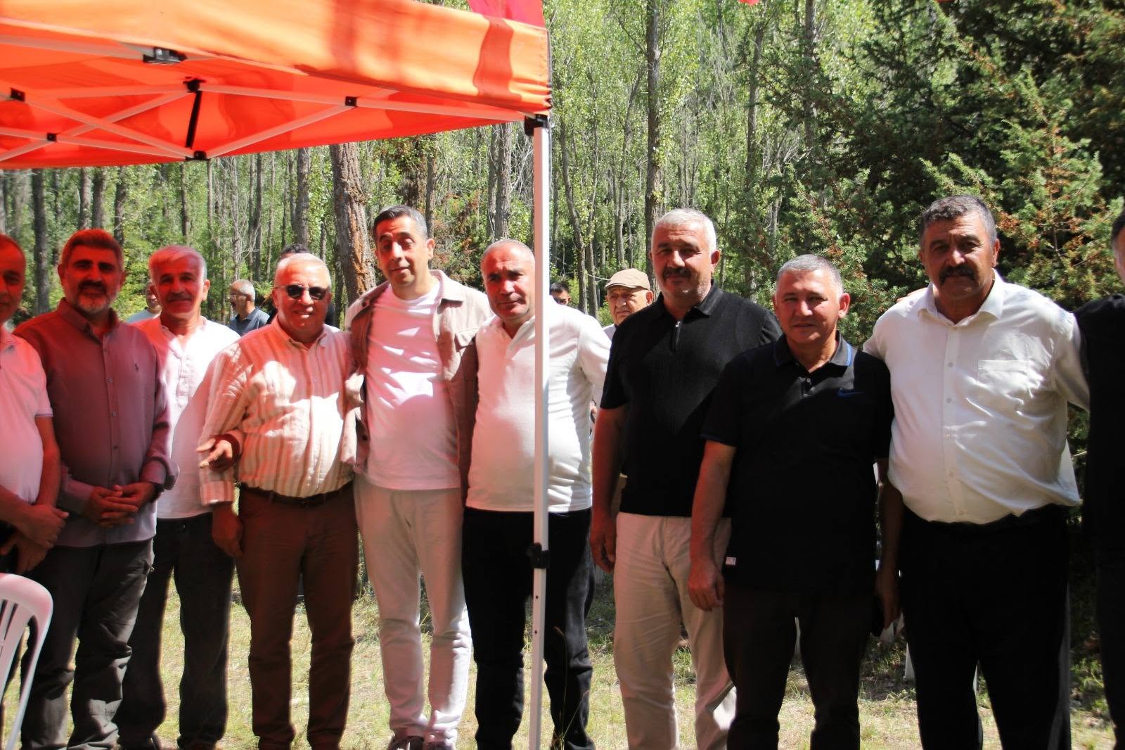 Azapbaşılı Köyü Yaz Şenliği Gurbetçi ve Köylüleri Buluşturdu