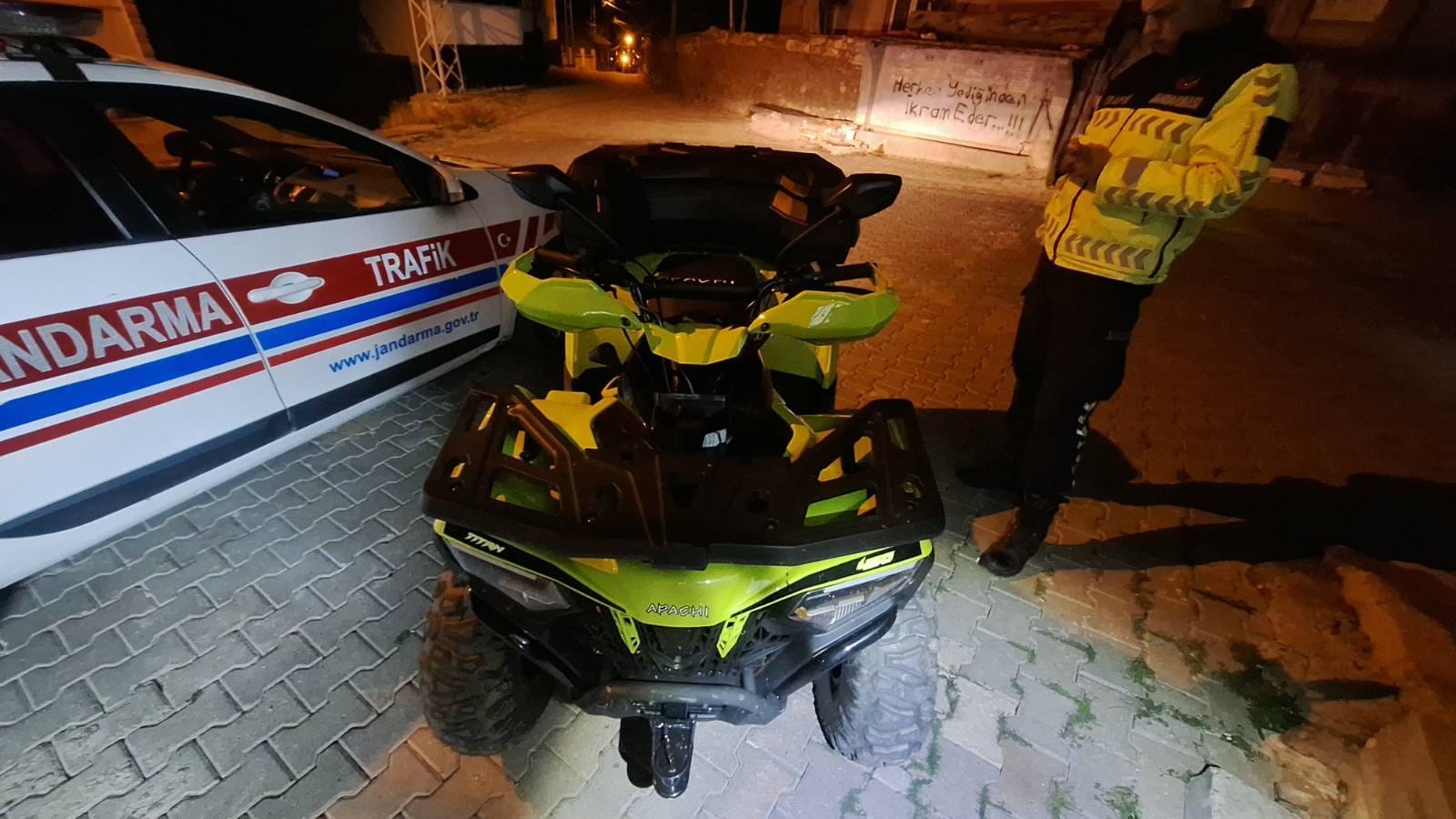 Ehliyetsiz ATV ve Yasaklı Sürücü Direksiyon Başında Yakalandı