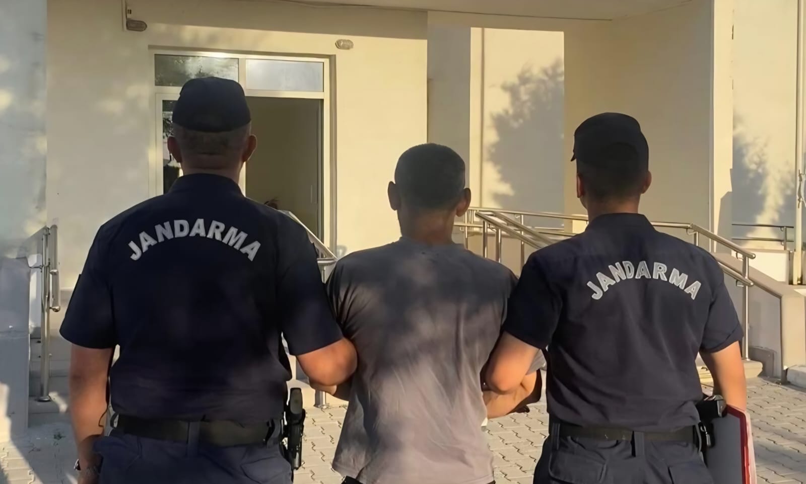 Yozgat’ta Jandarmadan Aranan Şahıslara Darbe: 2 Kişi Yakalandı