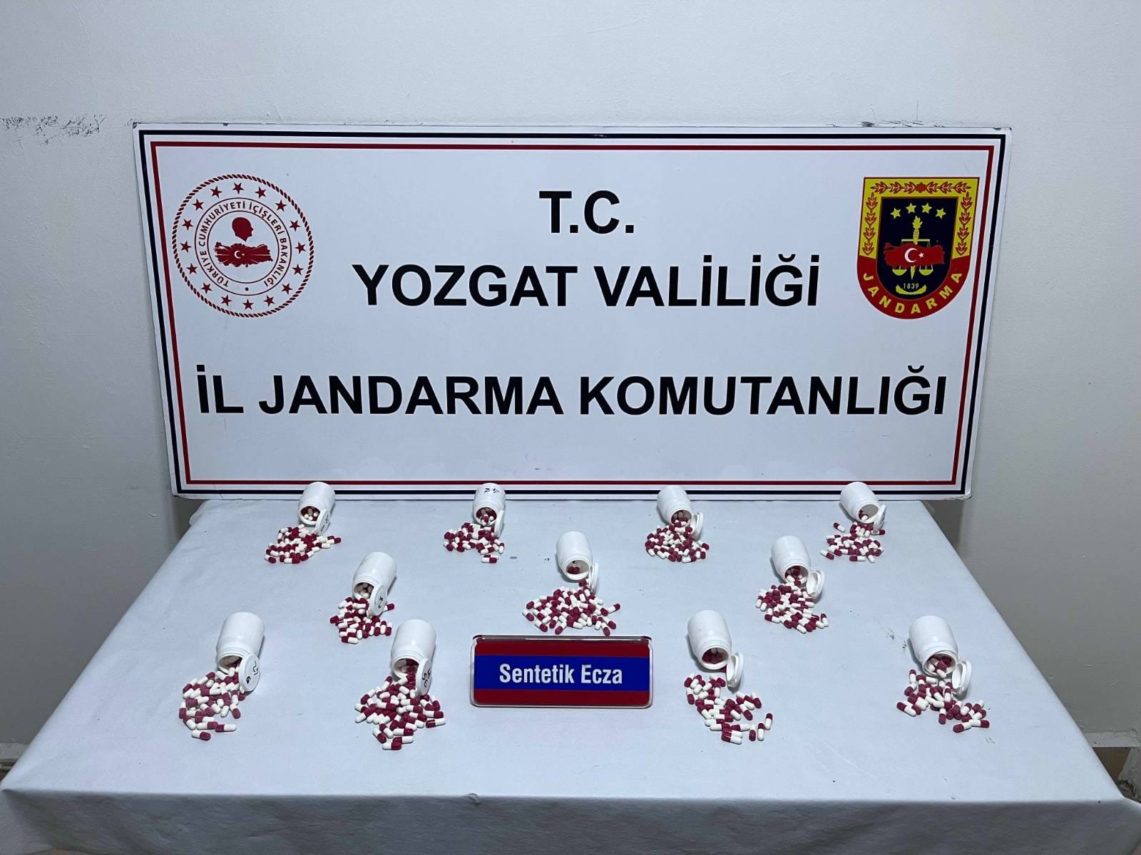 Yozgat’ta Uyuşturucu Operasyonu: 545 Sentetik Ecza Hap Ele Geçirildi