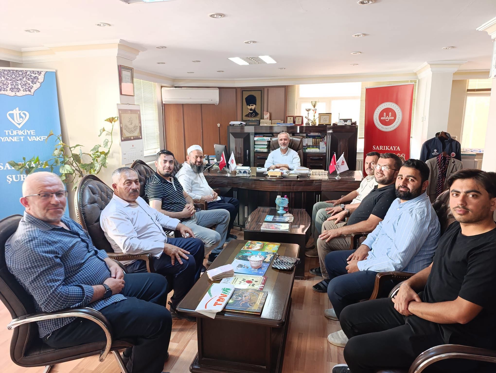 Sarıkaya İlçe Müftüsü Zühdü Elveren’e Geçmiş Olsun Ziyareti