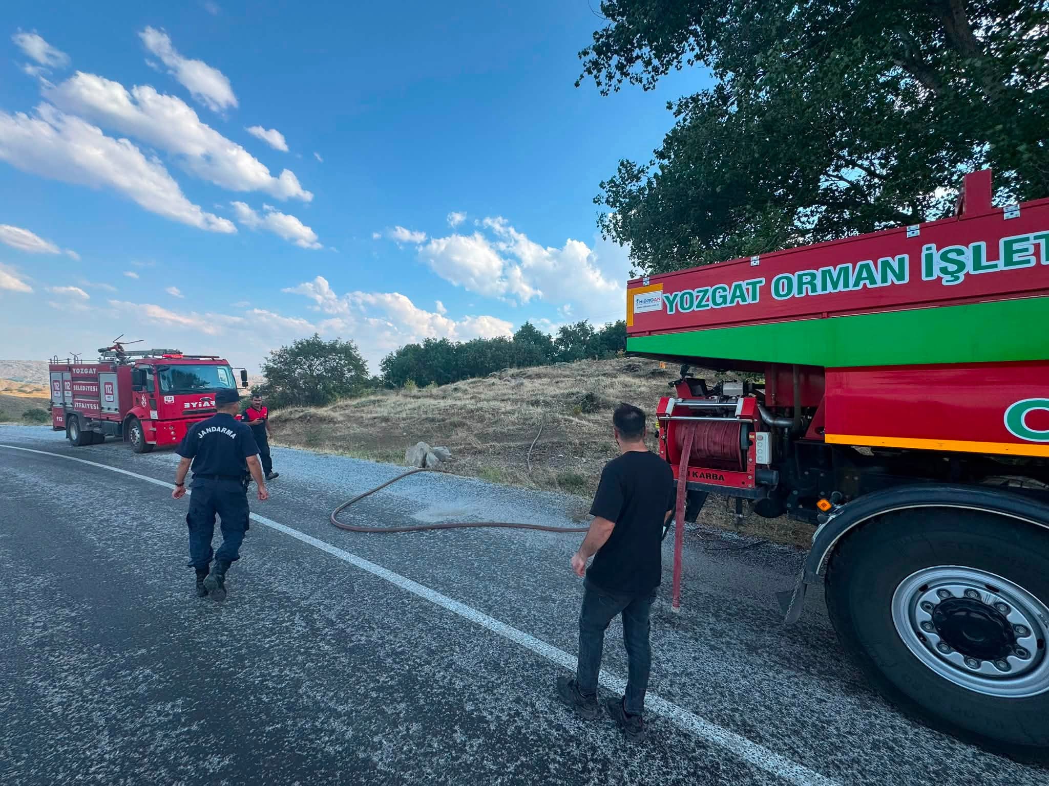 Yozgat’ta 3 Ayrı Yangın Paniği! Ekipler Alevleri Büyümeden Söndürdü