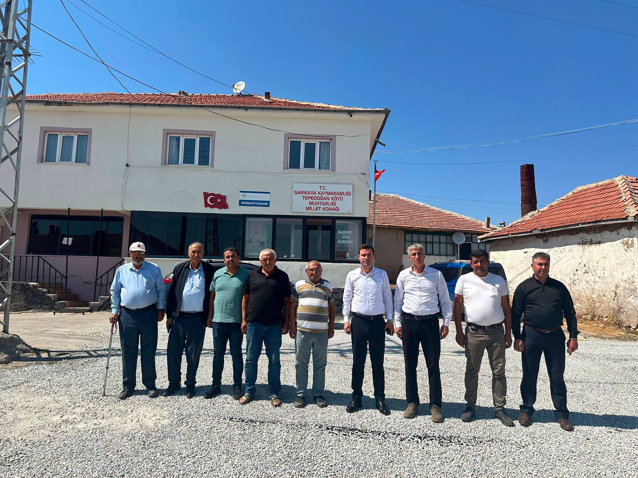 Sarıkaya’da Köy Yolları ve Altyapı Çalışmaları Yakından Takip Ediliyor