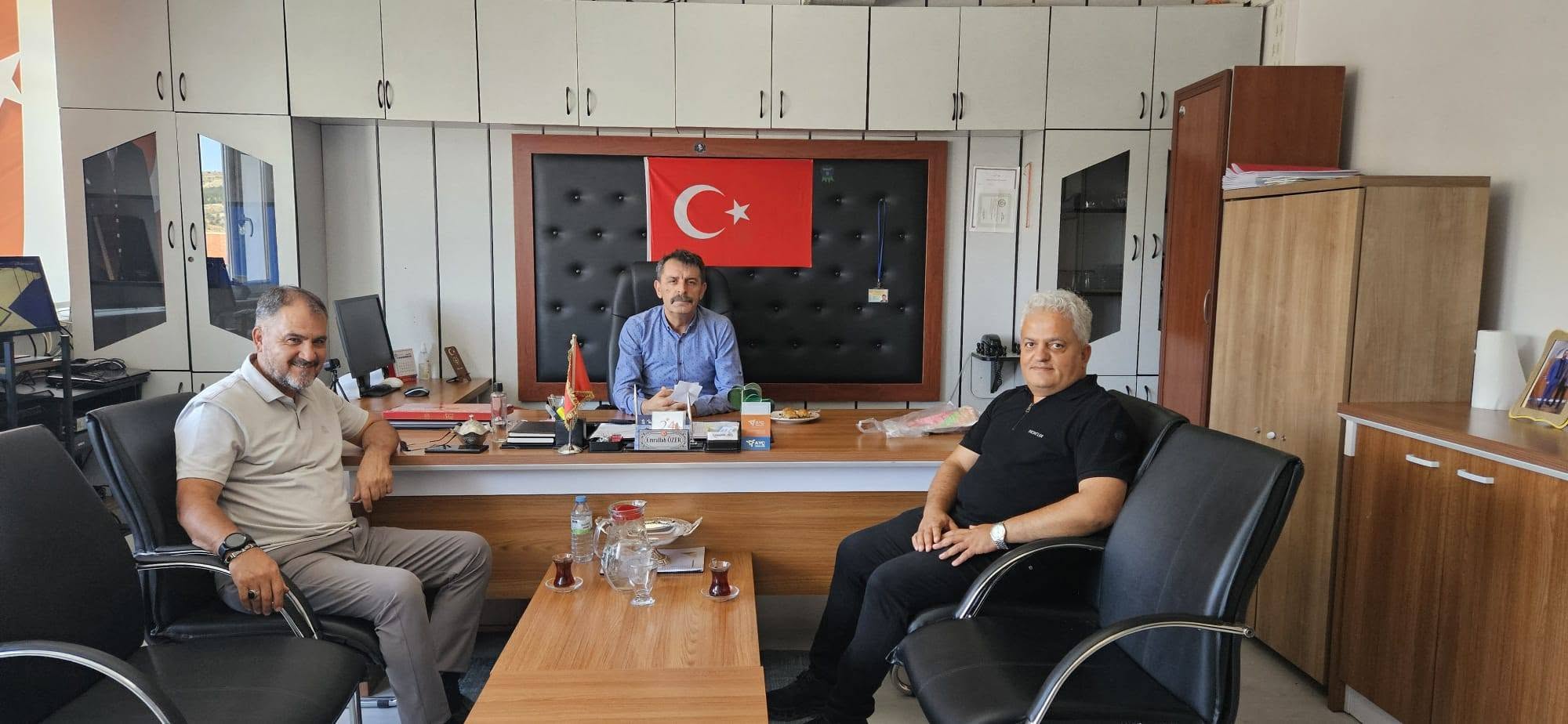 Memur-Sen Yozgat Şube Başkanı Kenan Şerefli’den Erdoğan Akdağ İlkokulu’na Ziyaret