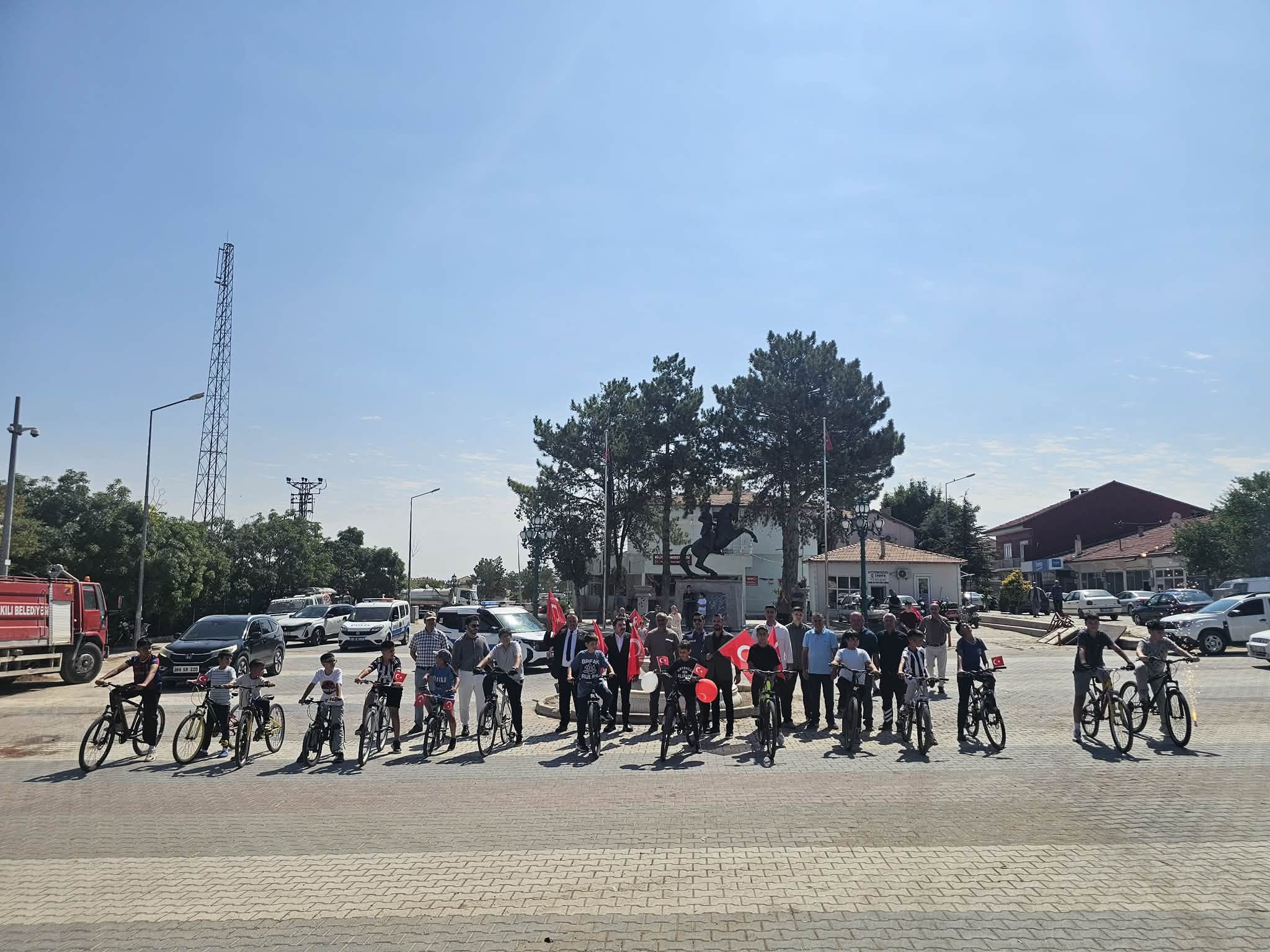 Yenifakılı’da Pedallar Kültür İçin Çevrildi: Bisiklet Festivali Renkli Görüntülere Sahne Oldu
