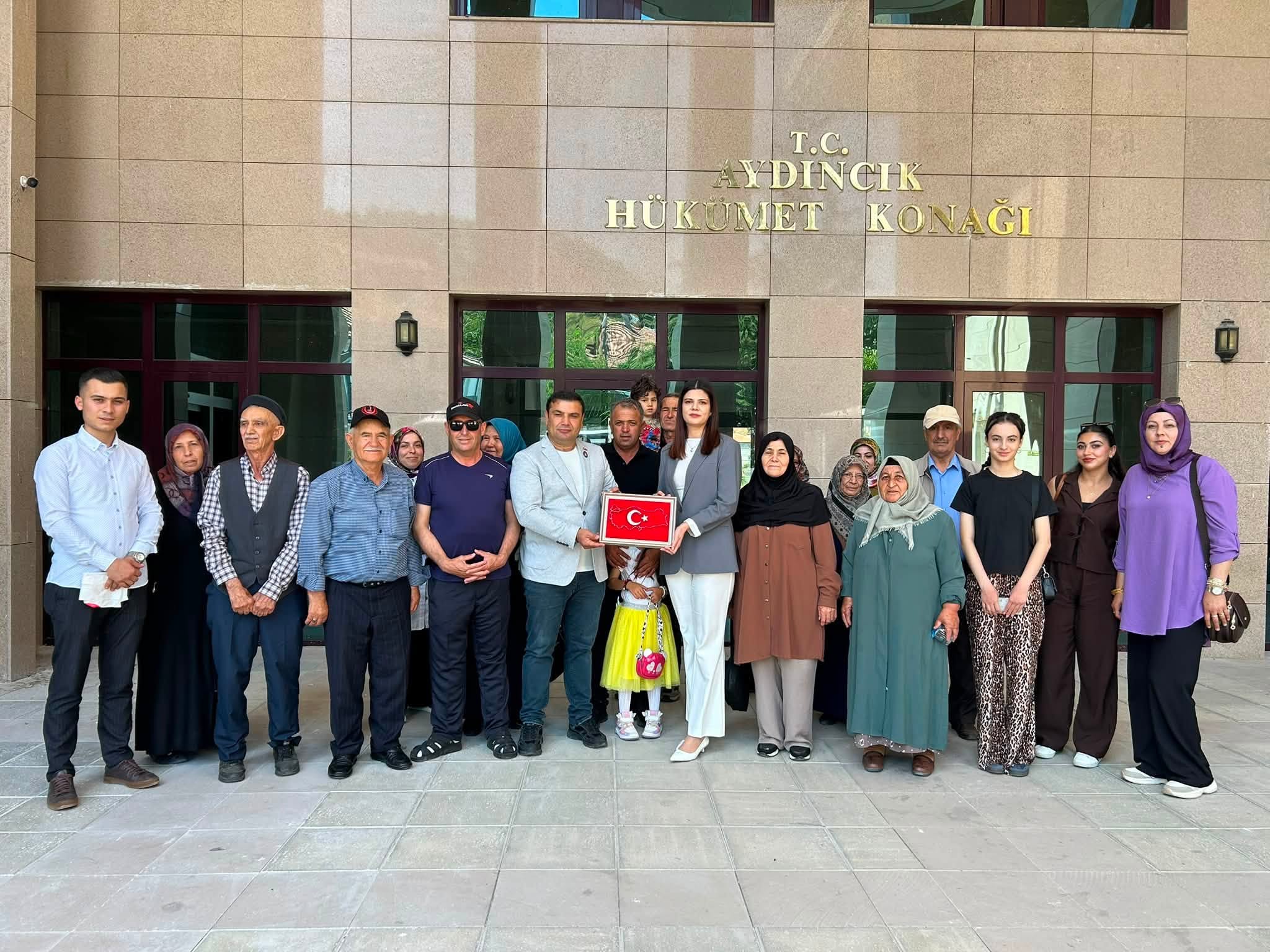 Aydıncık Kaymakamı Büyükuçar, Gaziler ve Şehit Aileleriyle Buluştu