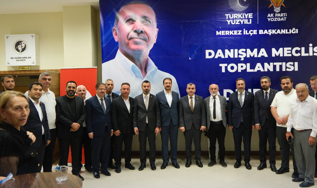AK Parti Yozgat Merkez İlçe Teşkilatı Danışma Meclisi’nde Birlik Mesajı