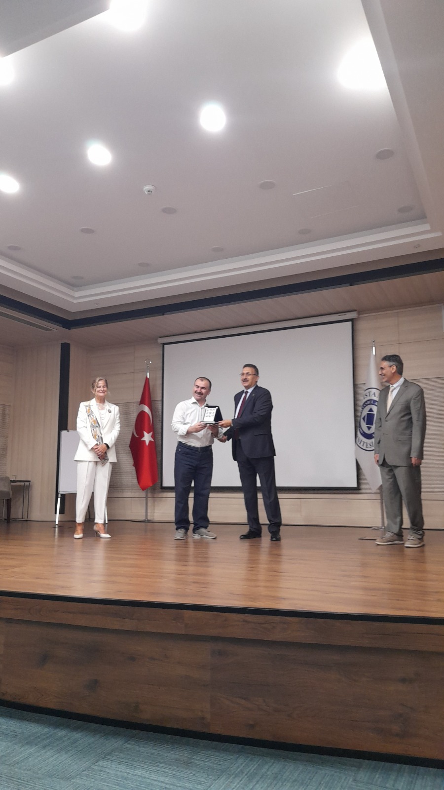 İAÜ’de Akademisyenlere Proje Eğitimi
