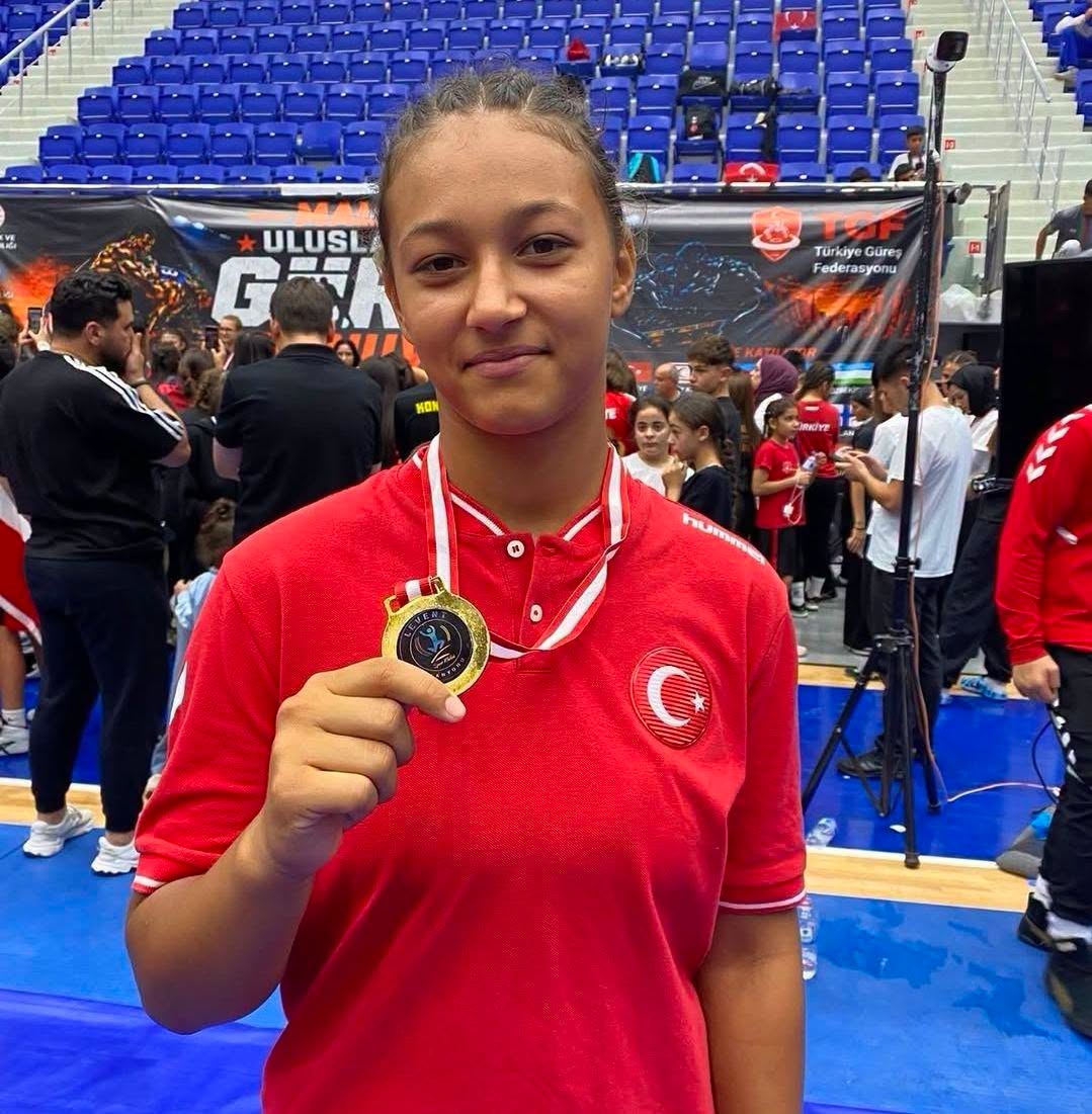 Çayıralanlı Aybüke Kaplan’dan Uluslararası Başarı!