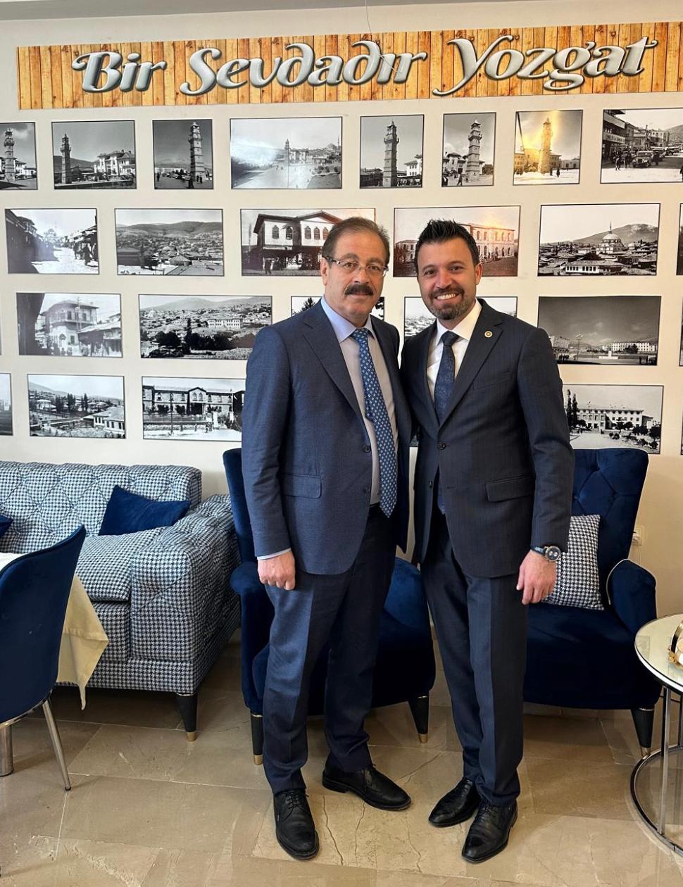 AK Parti Yozgat’ta Yoğun Mesai: Milletvekilleri Sahaya İniyor